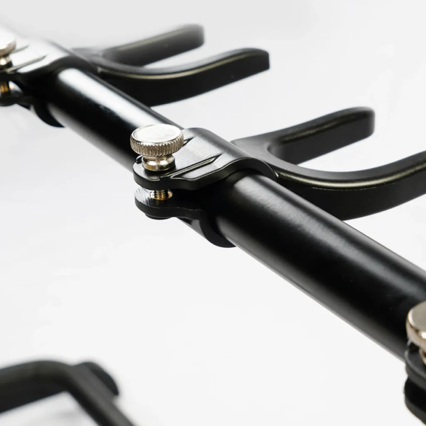 Guitto GGS-11 guitarstativ til 7 guitarer